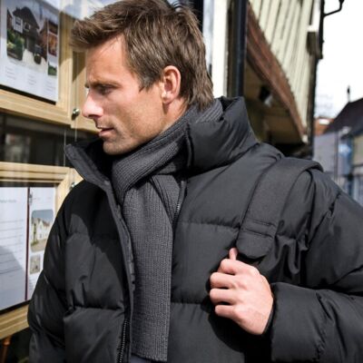 Classic heavy knit scarf Thumbnail